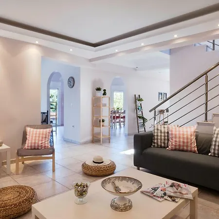 Laugh & Life House * Rhodes City