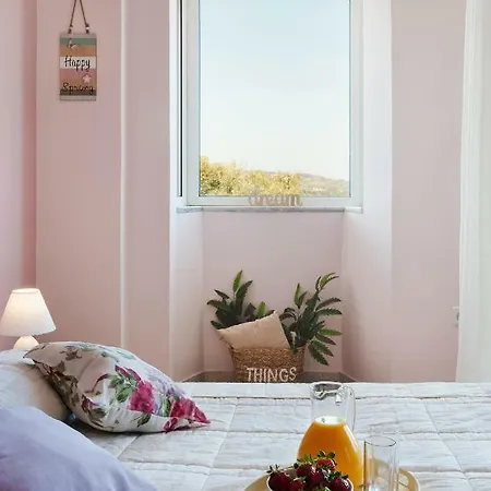 Будинок відпочинку Laugh & Life House Rhodes City