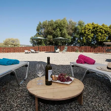 Laugh & Life House Сasa de vacaciones Rhodes City